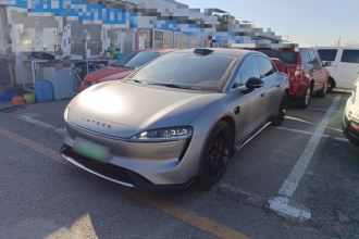 鸿蒙智行 智界S7 2024款 Max RS 四驱性能版