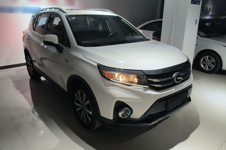 广汽传祺 传祺GS3 2020款 235T 自动舒享版车身外观6002