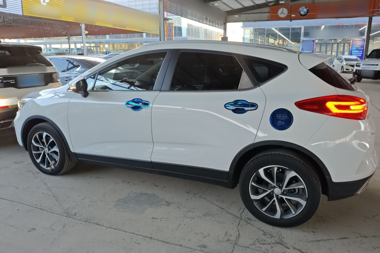 吉利汽车 帝豪GS 2019款 1.4T 手动雅车身外观6003