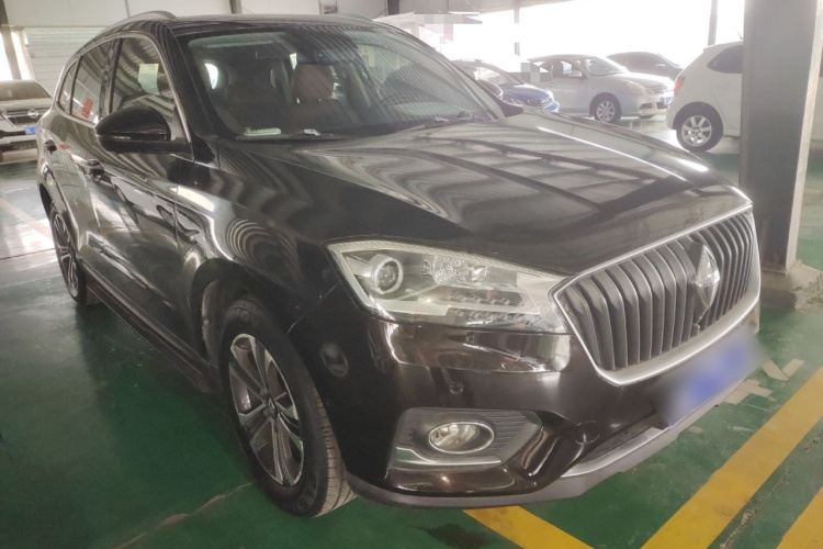 宝沃BX7 2016款 28T 四驱旗舰版 7座车身外观3