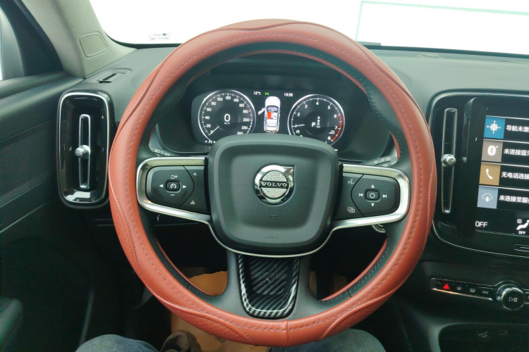 沃尔沃XC40 2021款 T3 智行时尚版中控内饰13