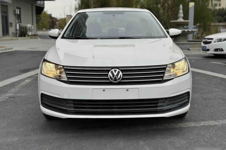 大众 朗逸 2015款 1.6L 自动风尚版车身外观6004