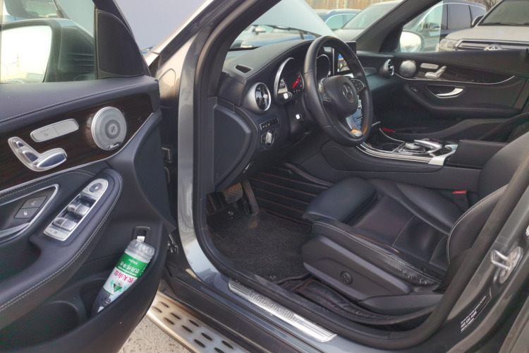 奔驰GLC 2016款 GLC 260 4MATIC 豪华型中控内饰20