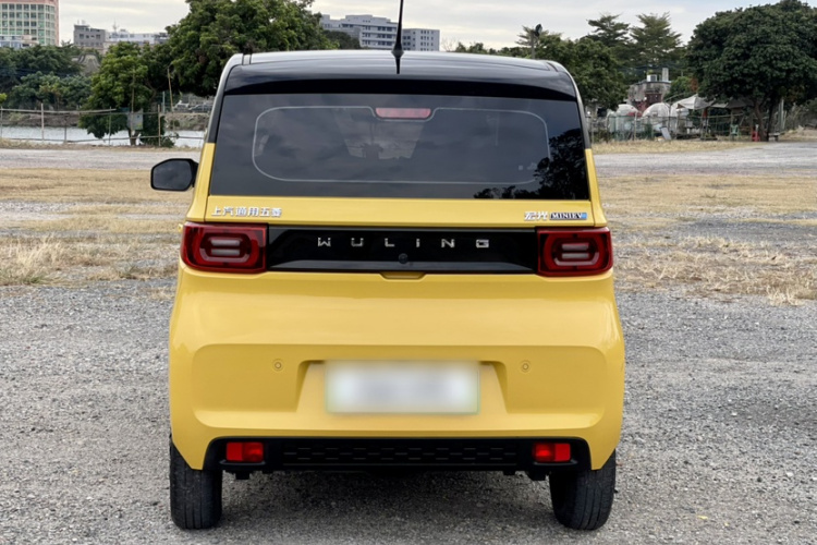 五菱汽车 宏光MINIEV 2022款 马卡龙臻享款 三元锂车身外观6004