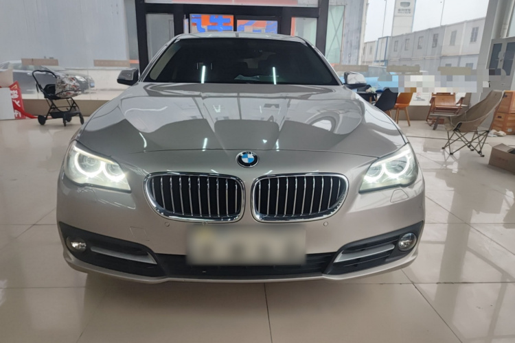 宝马5系 2014款 520Li 典雅型车身外观2