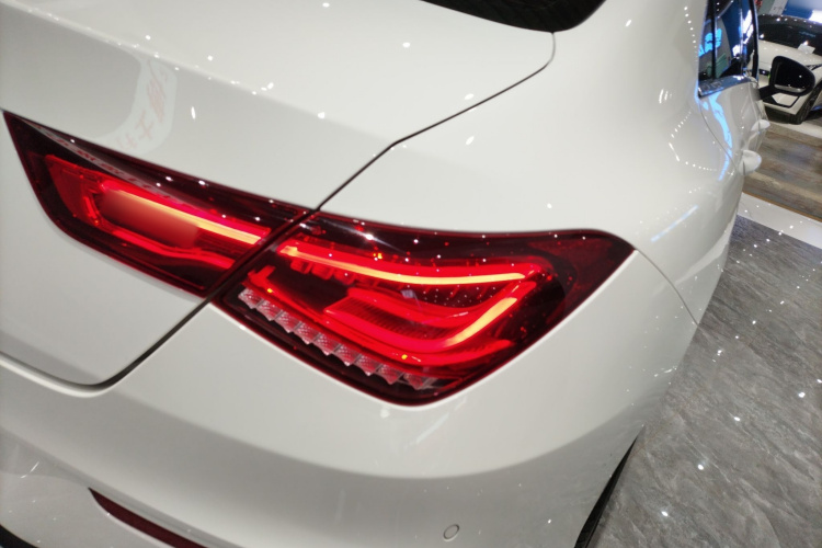 奔驰CLA 2021款 CLA 200车身外观9