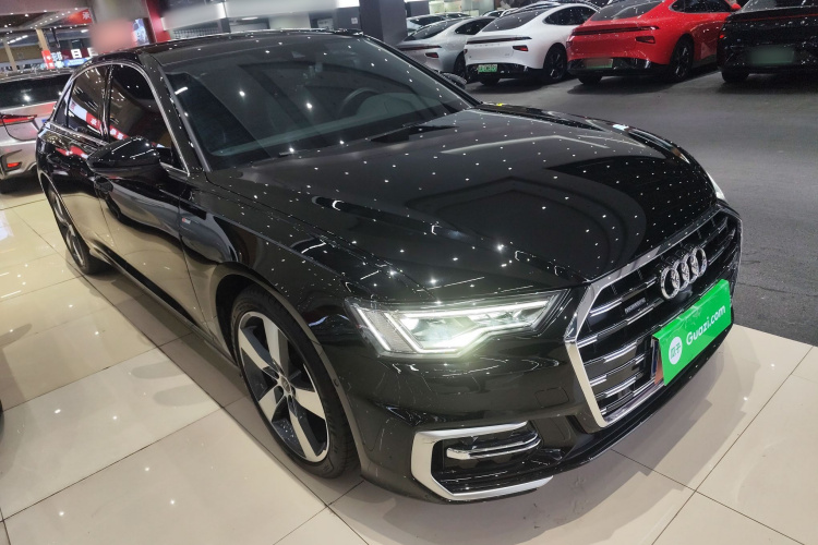 奥迪A6L 2023款 45 TFSI quattro 臻选动感型车身外观3