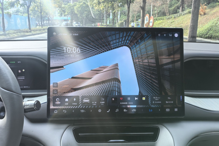 腾势N7 2023款 长续航性能版局部细节16