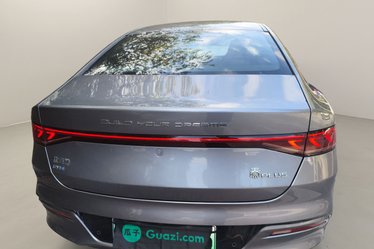 比亚迪 秦PLUS 2021款 DM-i 55KM 旗舰型车身外观6