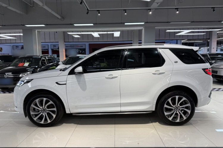 路虎 发现运动版 2022款 249PS 大都会版 5座车身外观6001