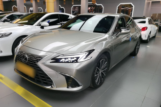 雷克萨斯ES 2025款 300h 臻享版