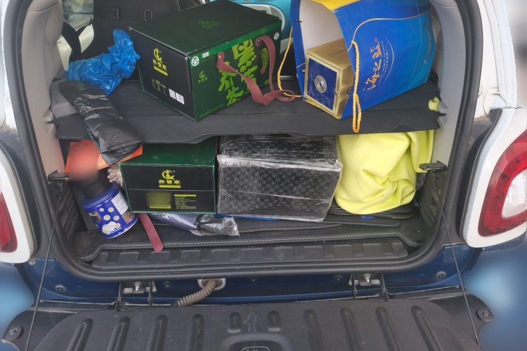 smart fortwo 2016款 0.9T 66千瓦硬顶极致版中控内饰23