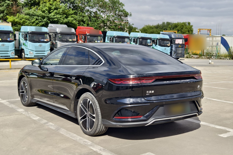 比亚迪 汉 2023款 EV 冠军版 605KM前驱尊贵型车身外观6011