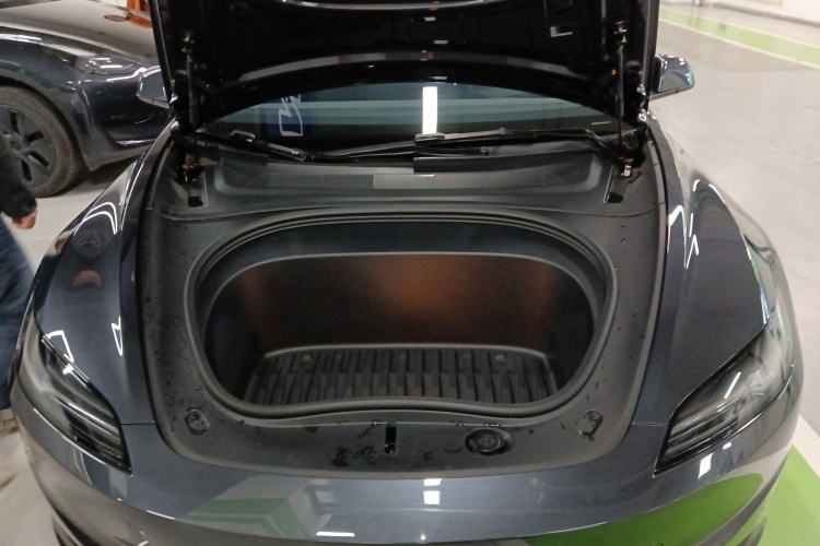 特斯拉 Model 3 2023款 后轮驱动版局部细节24