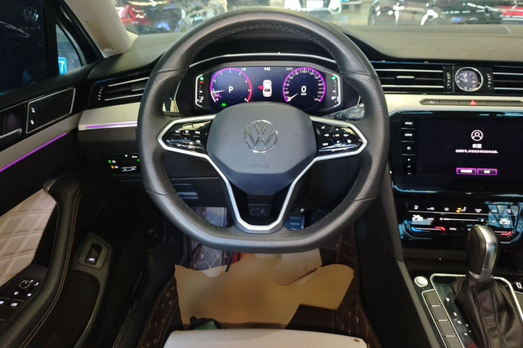 大众 迈腾 2023款 200万辆纪念版 330TSI DSG豪华型中控内饰13