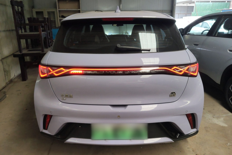 比亚迪 海豚 2023款 420km 自由版车身外观6