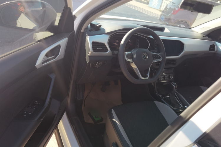 大众 探影 2023款 200TSI DSG 悦智联版中控内饰20