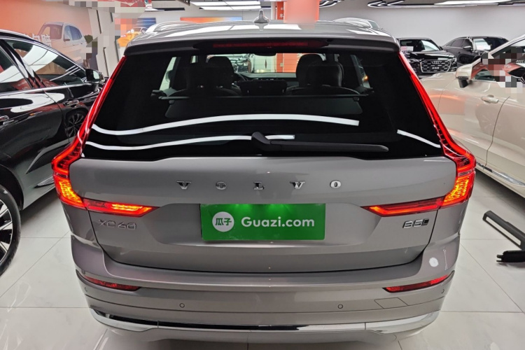 沃尔沃XC60 2025款 B5 四驱智远豪华版车身外观6