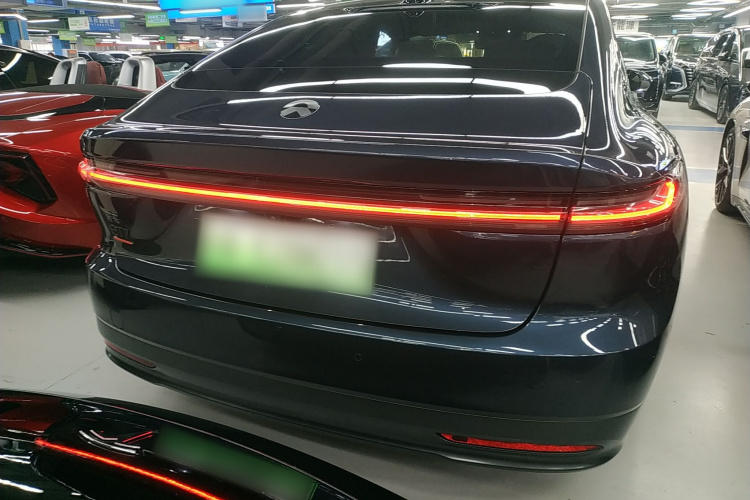 蔚来ET7 2022款 100kWh 首发版车身外观6004