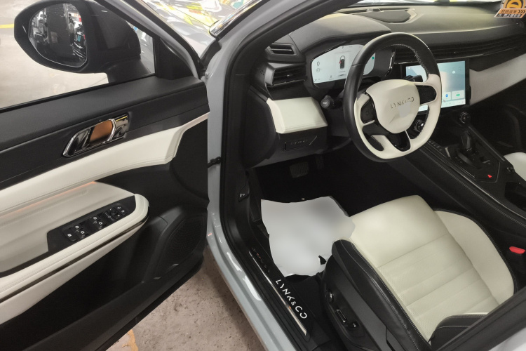 领克01 2023款 1.5TD EM-F 晨曦中控内饰20