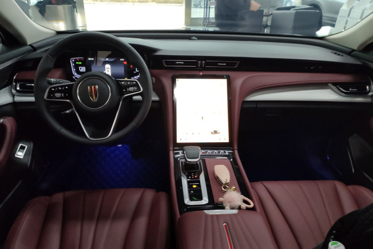 红旗H5 2025款 1.5T DCT旗韵版中控内饰7002