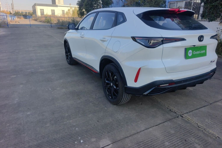 长安X5 PLUS 2024款 1.5T DCT智尊型车身外观6003