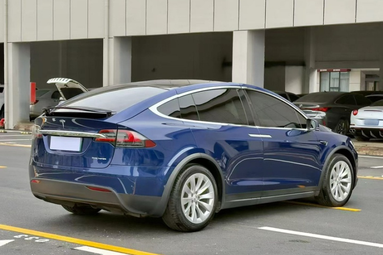 特斯拉 Model X 2019款 长续航版车身外观6004