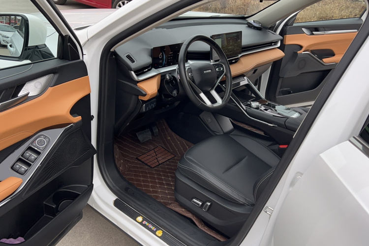 哈弗H6 2021款 第三代 1.5T 自动两驱Max中控内饰7003