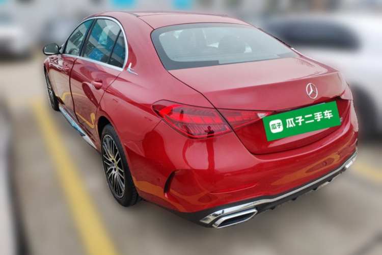 奔驰C级 2024款 改款 C 200 L 运动版车身外观5