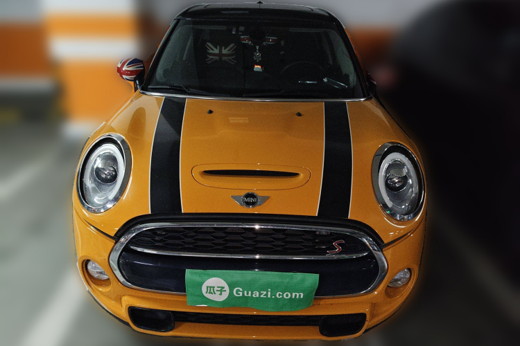 MINI 2016款 2.0T COOPER S 先锋派 五门版车身外观6001
