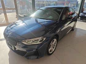 宝马1系 2021款 120i M运动曜夜版