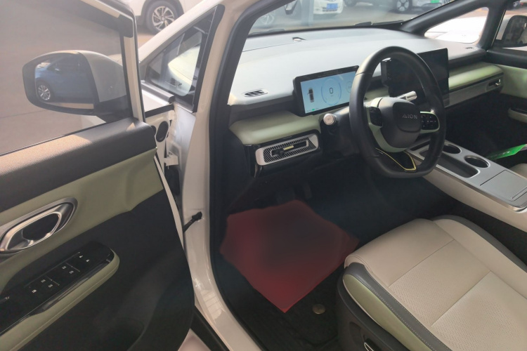 埃安 AION Y 2023款 Plus 510 智领版中控内饰7003