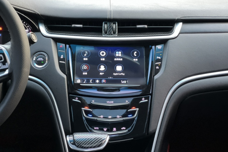 凯迪拉克XTS 2018款 28T 精英型中控内饰7010