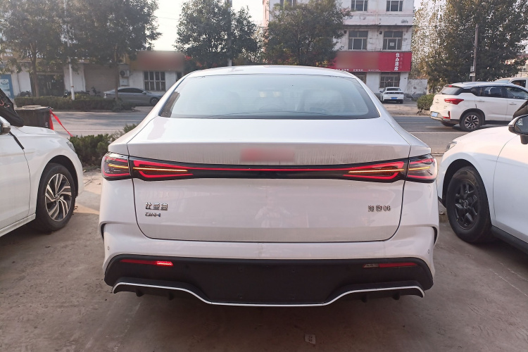 比亚迪 海豹06新能源 2024款 DM-i 120KM尊享型车身外观6