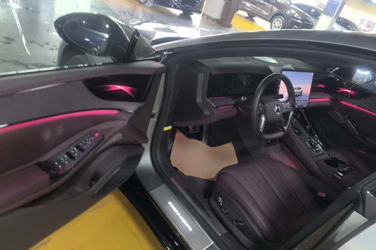 腾势Z9GT 2024款 1100四驱Pro版中控内饰20