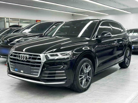 奥迪Q5L 2020款 40 TFSI 荣享时尚型