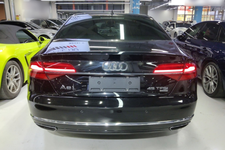 奥迪A8 2016款 A8L 45 TFSI quattro舒适型车身外观6003