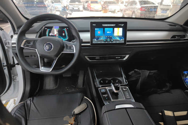 比亚迪 秦Pro新能源 2019款 EV 超能版 标准版智联领尚型中控内饰7002