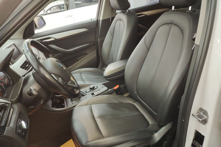 宝马X1 2018款 sDrive20Li 领先型局部细节19