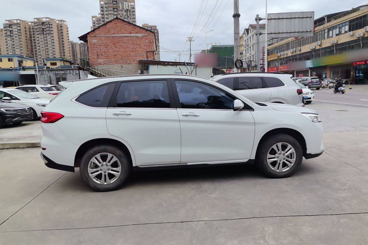哈弗M6 2021款 PLUS 1.5T DCT精英智联型车身外观6002