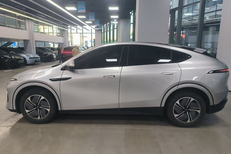 小鹏G6 2023款 580 长续航 Pro车身外观4