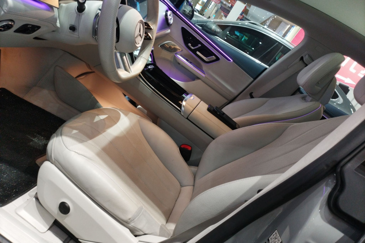 奔驰EQE 2022款 350 先型特别版局部细节19