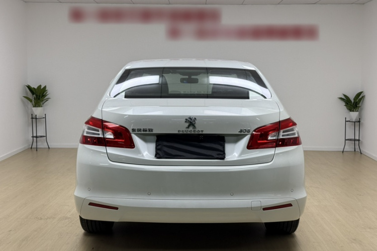 标致408 2015款 1.2T 自动豪华版车身外观6005