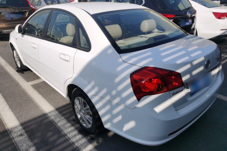 别克 凯越 2013款 1.5L 自动经典型车身外观6003