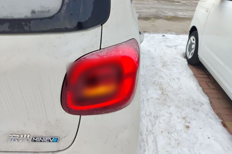 五菱汽车 宏光MINIEV 2025款 四门版 进阶款车身外观9