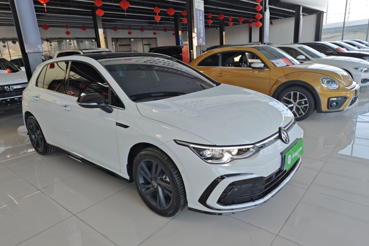 大众 高尔夫 2023款 改款 280TSI DSG R-Line Lite车身外观3