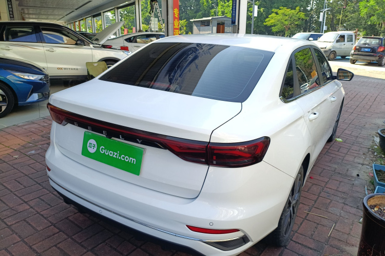 吉利汽车 帝豪 2022款 第4代 1.5L CVT尊贵型车身外观7
