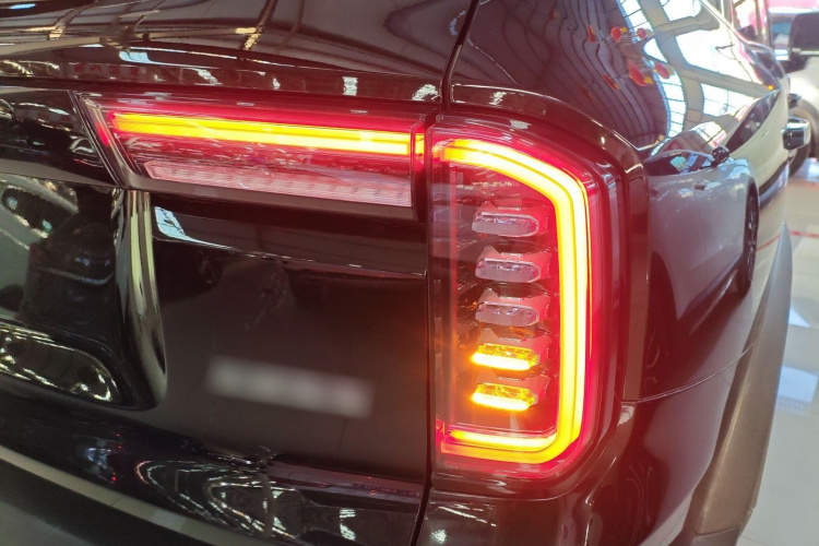 哈弗大狗 2021款 1.5T DCT两驱边牧版车身外观9