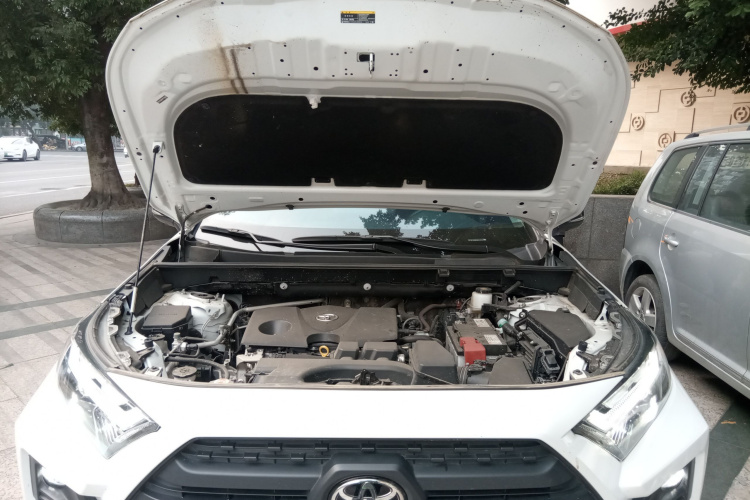 丰田 RAV4荣放 2023款 2.0L CVT四驱探险Plus版局部细节24