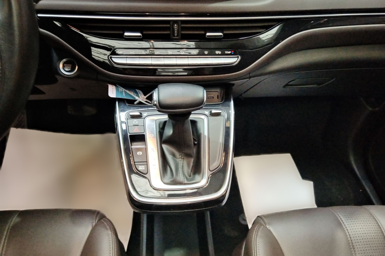 广汽传祺 传祺M6 2019款 270T DCT尊享版（七座）国VI局部细节18